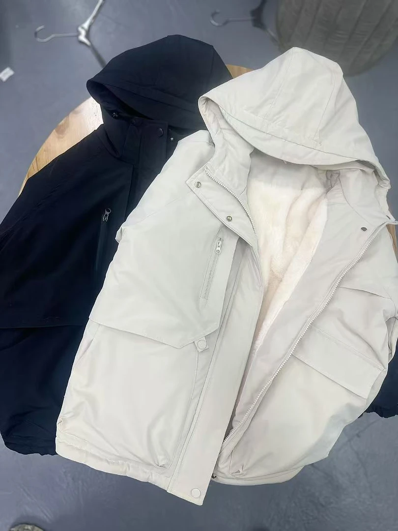 爱 2024 【X】11月18日 男童女童时尚米色加绒冲锋衣8666-