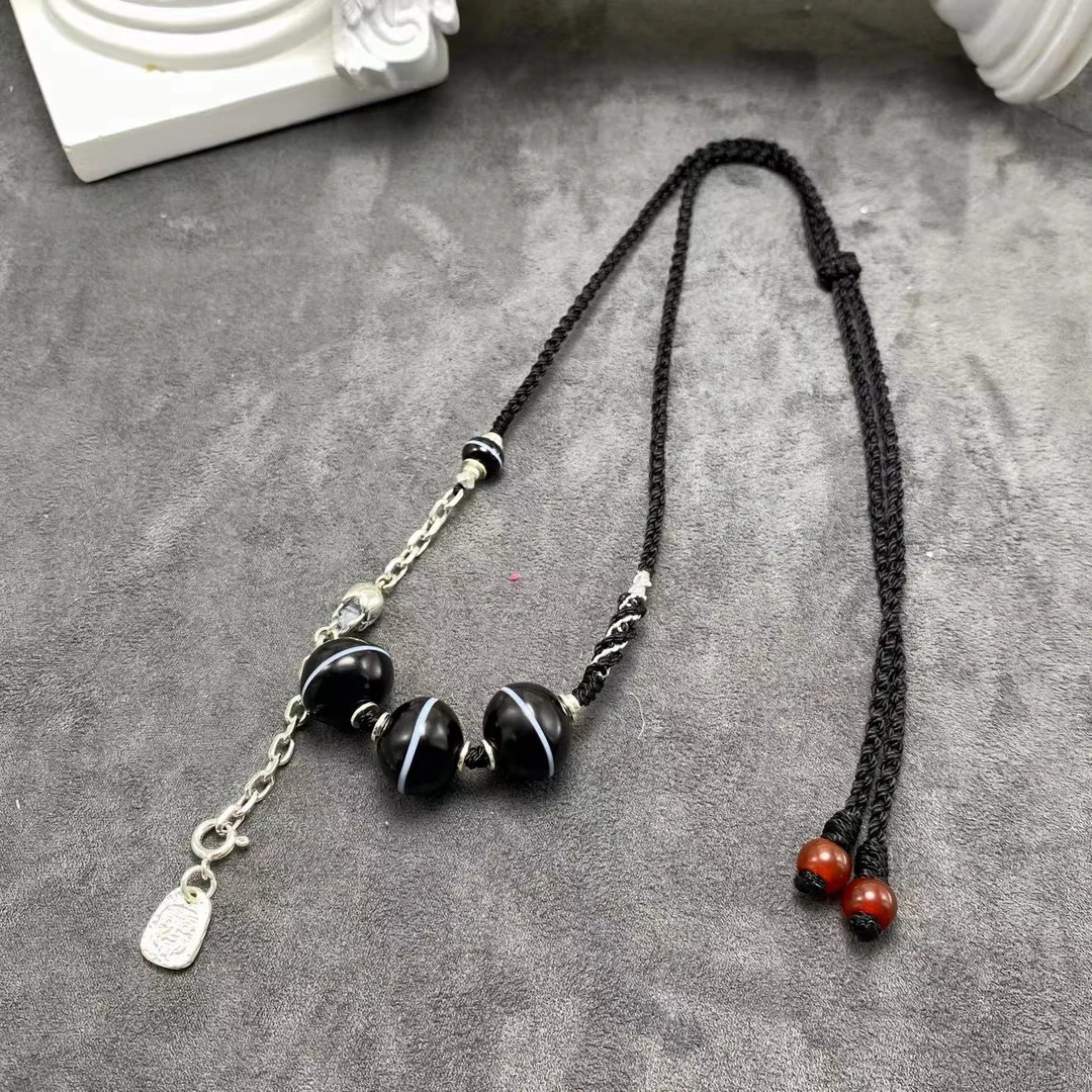 扶摇臻选|阿呆黑白飞碟老一线玛瑙吊坠0449