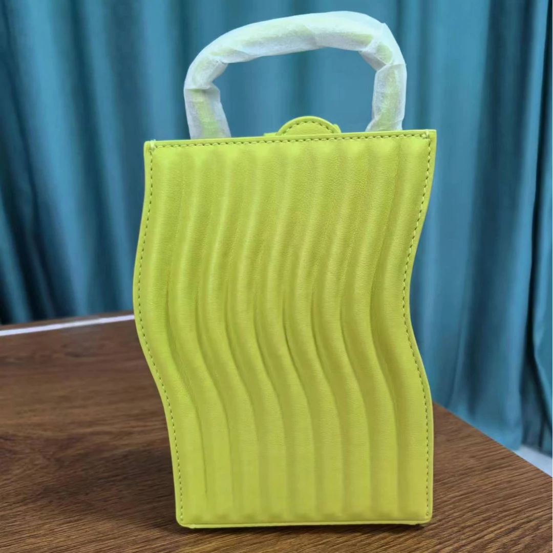 不晚推荐百搭女士手提包