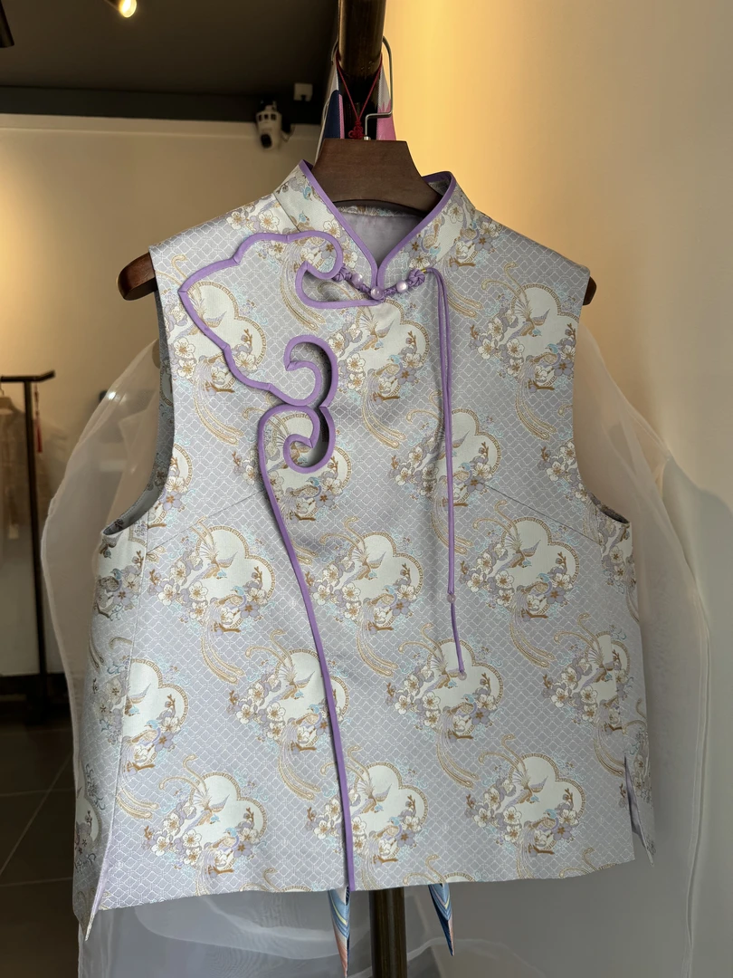 姑苏夫人国风紫色如意手工宋锦新中式马甲高端定制款年服