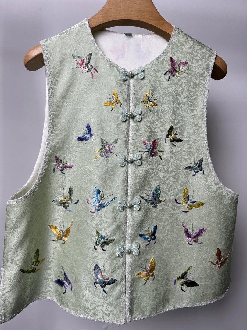 姑苏夫人纯手绣苏绣蝴蝶重磅真丝手工新中式对襟马甲