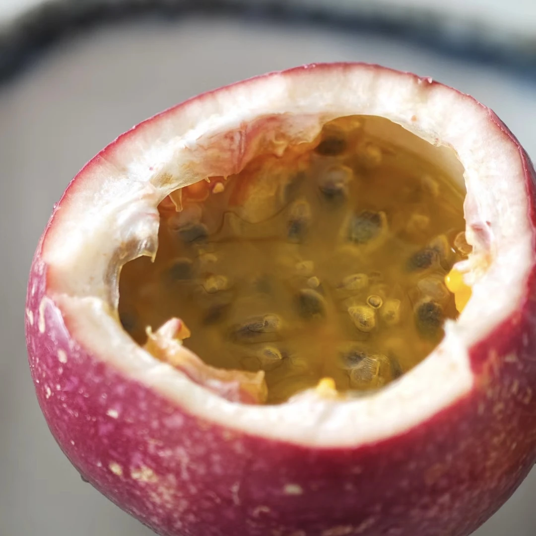 云南【蜜桃百香果】纯甜花香汁水丰富（30元一斤）