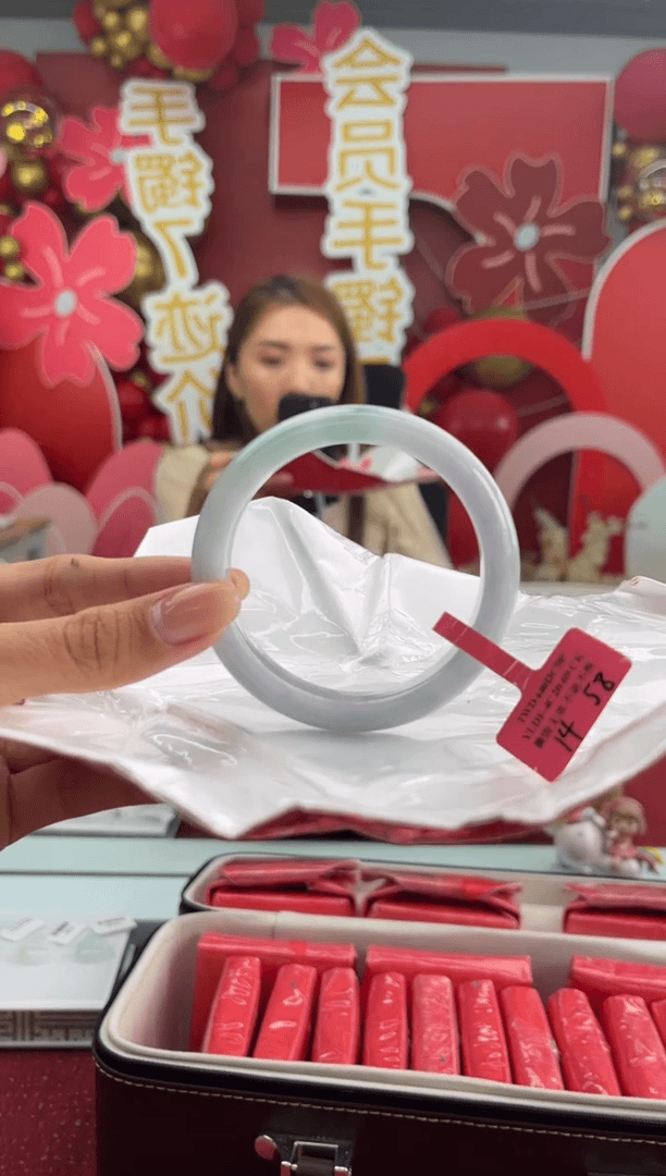 【闪购商品】翡翠手镯未镶嵌3手镯