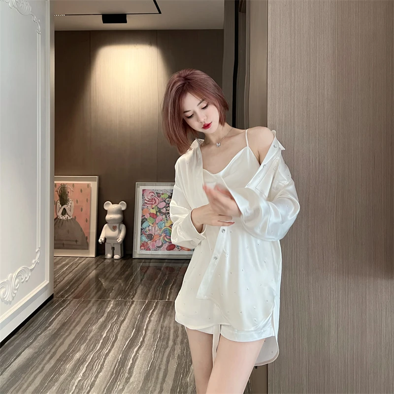 DIMDEVL/汀黛醋酸时尚宽松烫钻纯欲白吊带睡衣三件套衬衫短裤套装