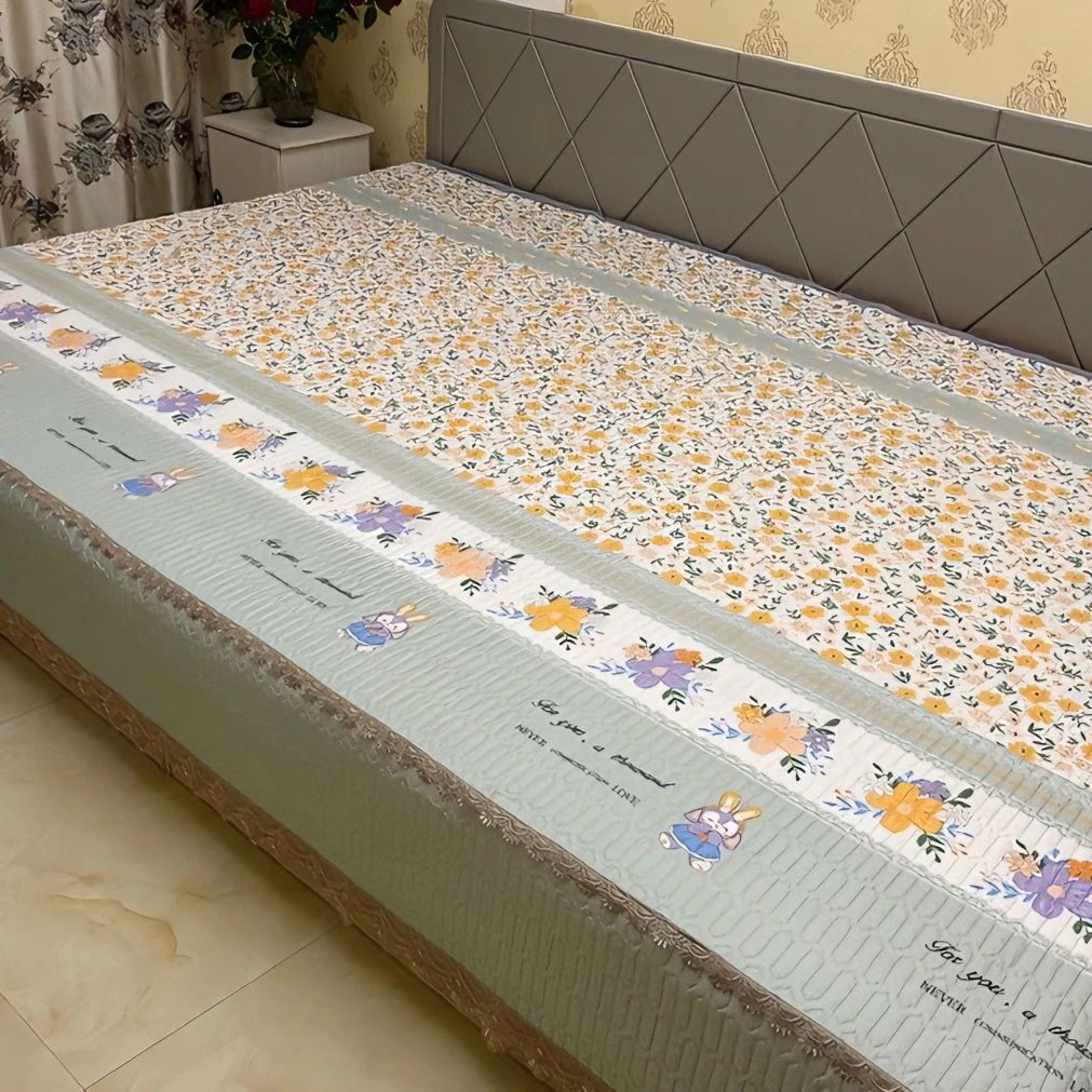 高端夹棉四季通用榻榻米床盖炕盖（田园小兔）绗缝加厚