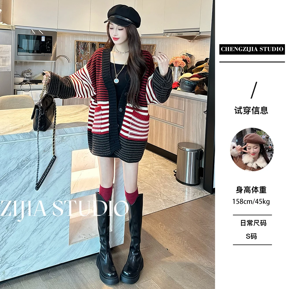 【裴诗婷】橙子·studio 【赫拉小姐】MY0550红色条纹慵懒风毛衣外套