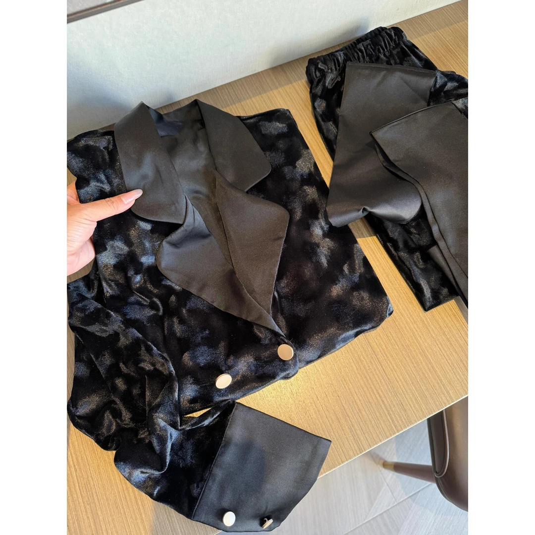 【精致轻奢】2025法式金丝绒睡衣女款春秋季新款长袖长裤家居服套装