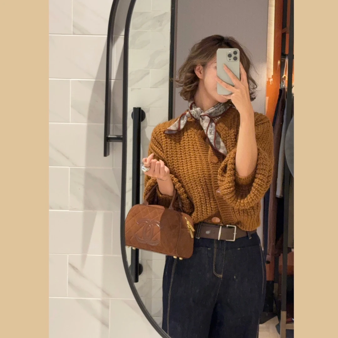 七奈推荐 【悸都】时尚百搭宽松针织毛衣开衫上衣QN11497