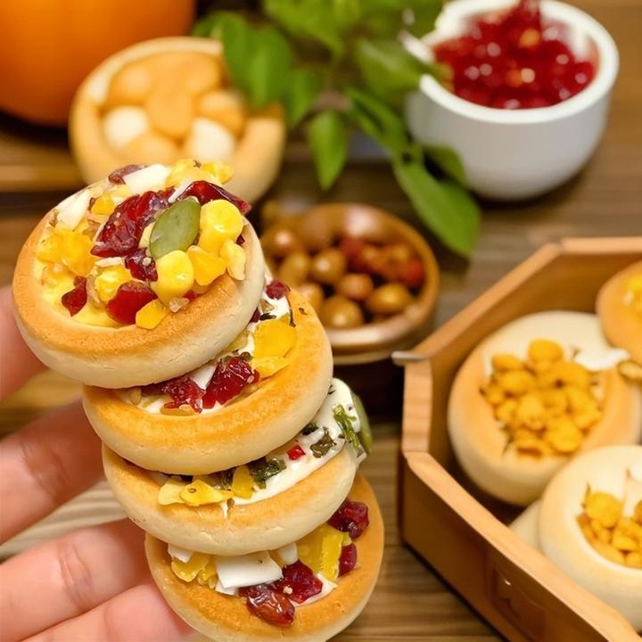 坚果曲奇饼干披萨饼干网红零食休闲零食办公室零食儿童零食追剧