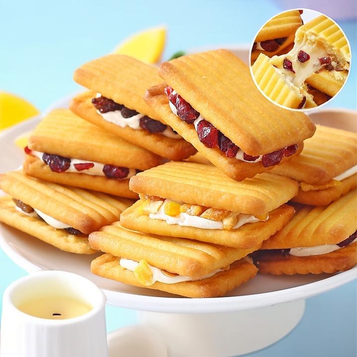 夹心牛轧奶酥芒果蔓越莓饼干下午茶办公室零食网红零食儿童零食