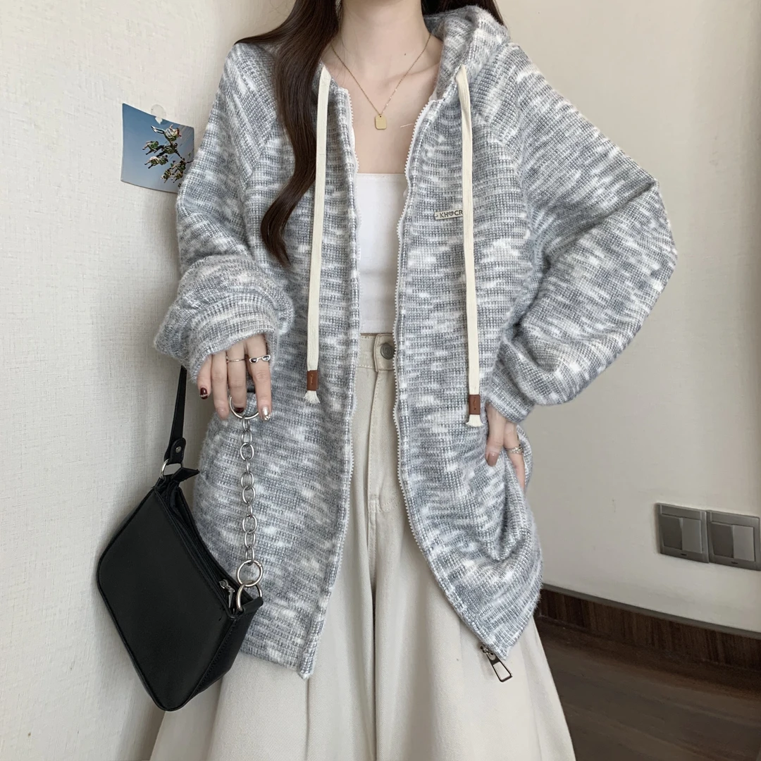 大码女装慵懒彩虹条纹连帽针织卫衣开衫外套胖妹妹遮肚