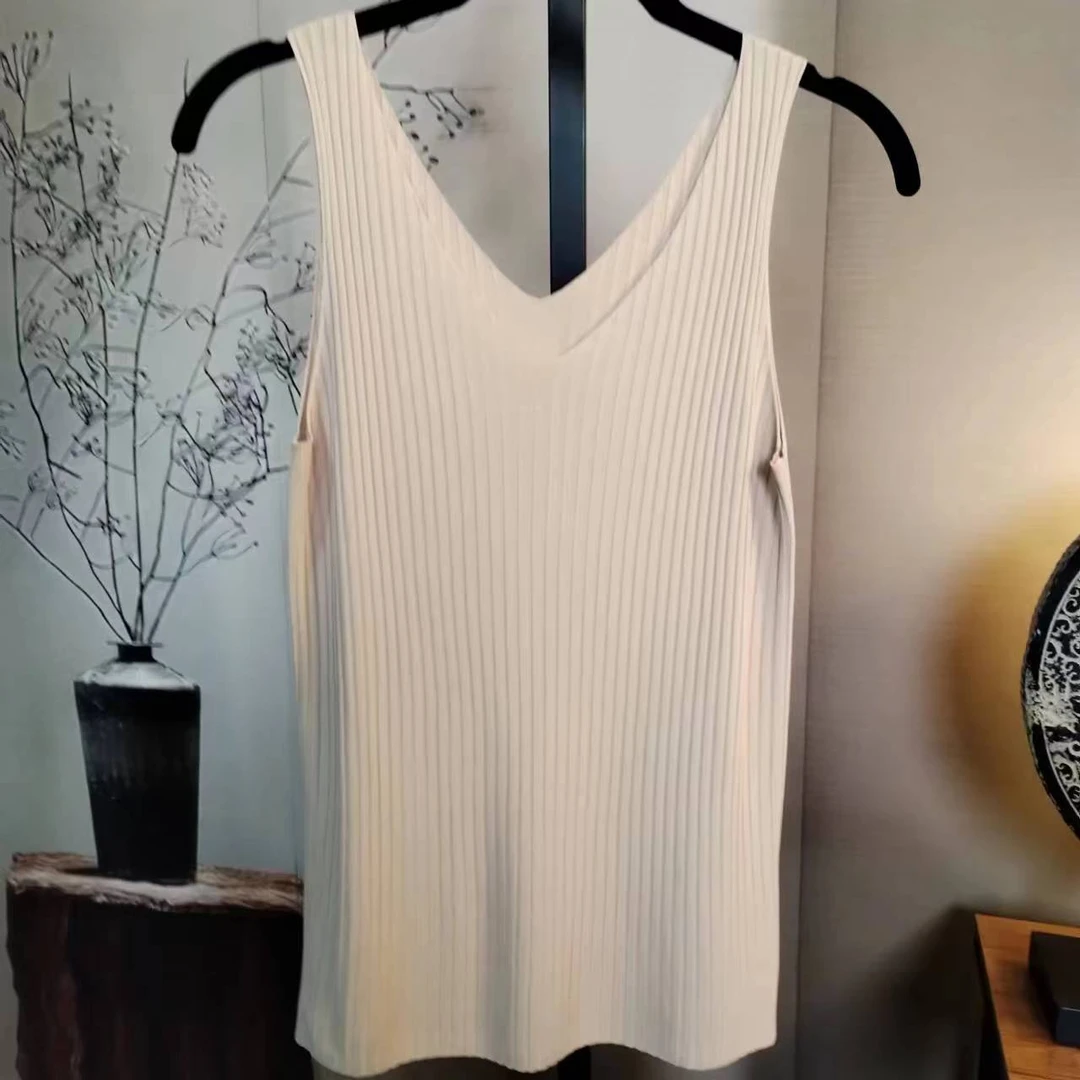 夏季新款四色V领吊带背心女士（衣长约55左右）