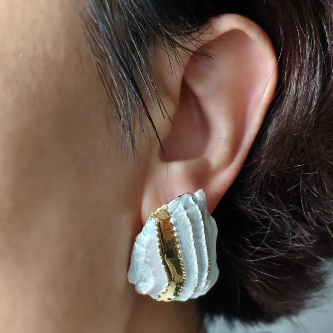 合金耳饰 复古不规则肌理感仿贝壳小众耳饰时尚气质百搭个性耳钉