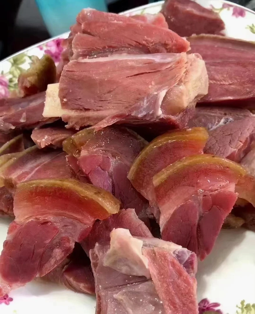 云南特产施甸火腿,自然风干,地道风味