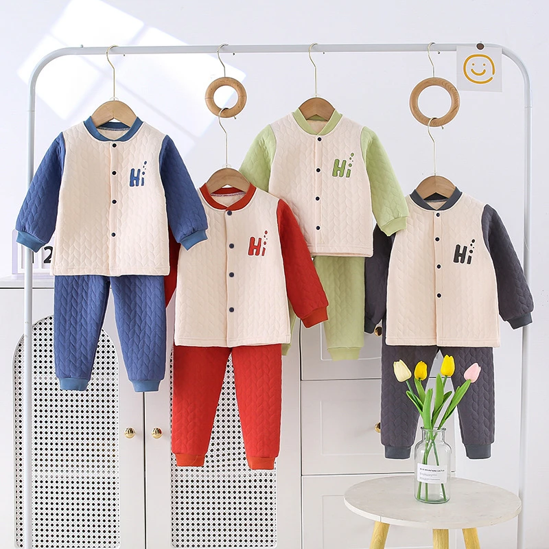 儿童睡衣套装秋冬季新款男女宝宝洋气时尚三层夹棉保暖内衣两件套