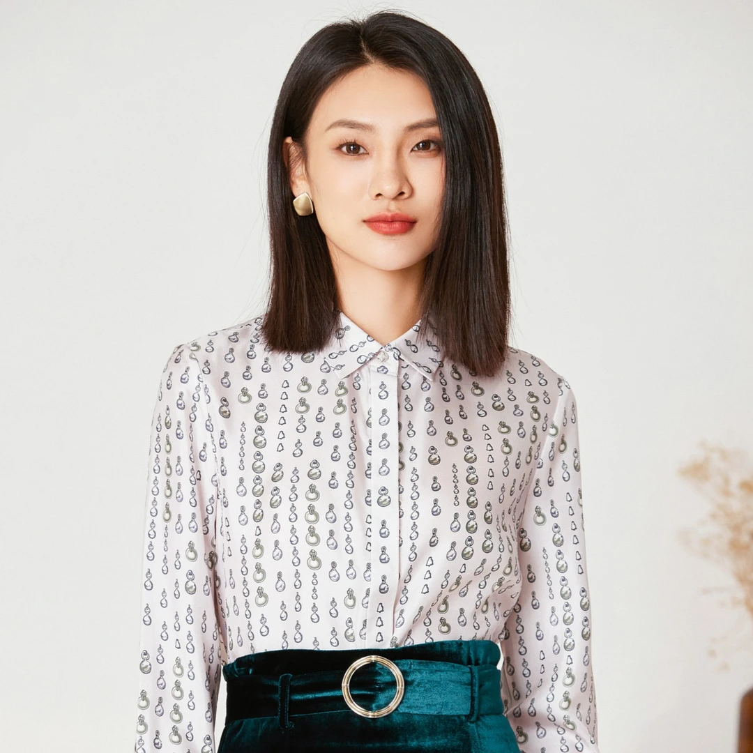 L·W/画而诗新款休闲白色时尚春夏女士打底提花上衣LBC82019S