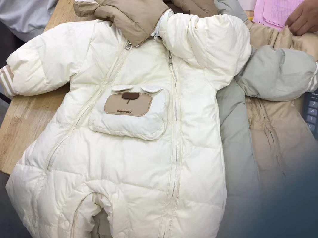 宝宝长袖羽绒连体-m38