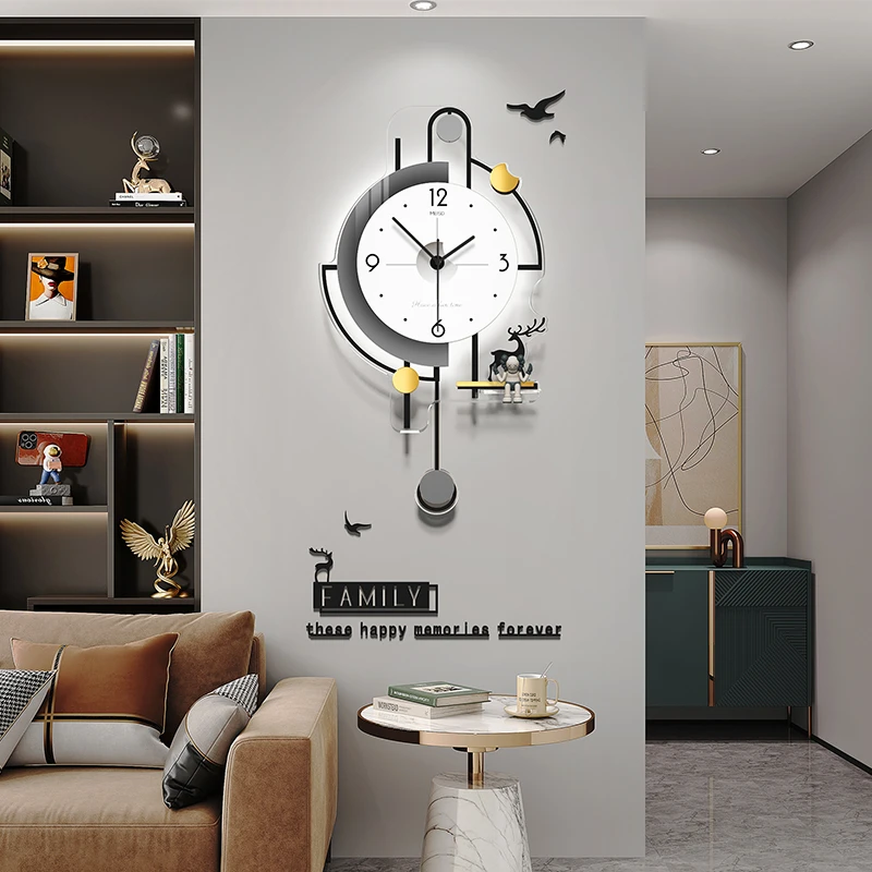 美世达太空人时尚时尚客厅创意简约网红装饰挂钟静音挂墙家用qc