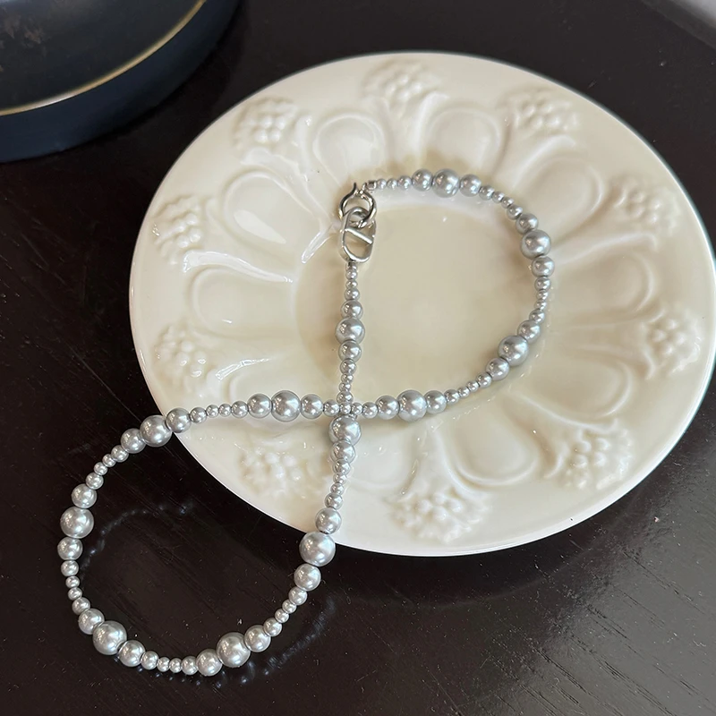 铜合金仿珍珠项链 猪鼻子复古法式银灰珠珠项链小众不规则渐变