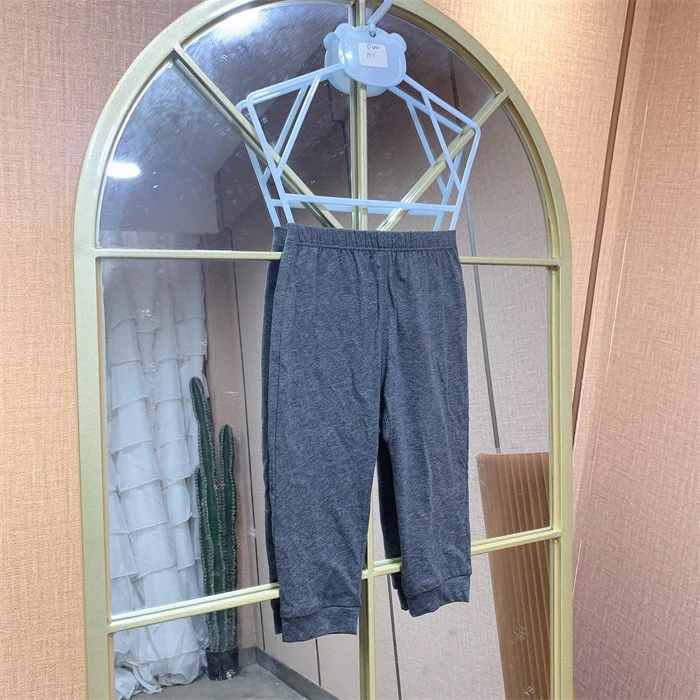 O430   宝宝灰色单裤子