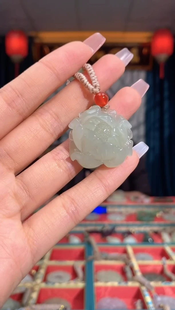 【闪购商品】和田玉颈饰未镶嵌花