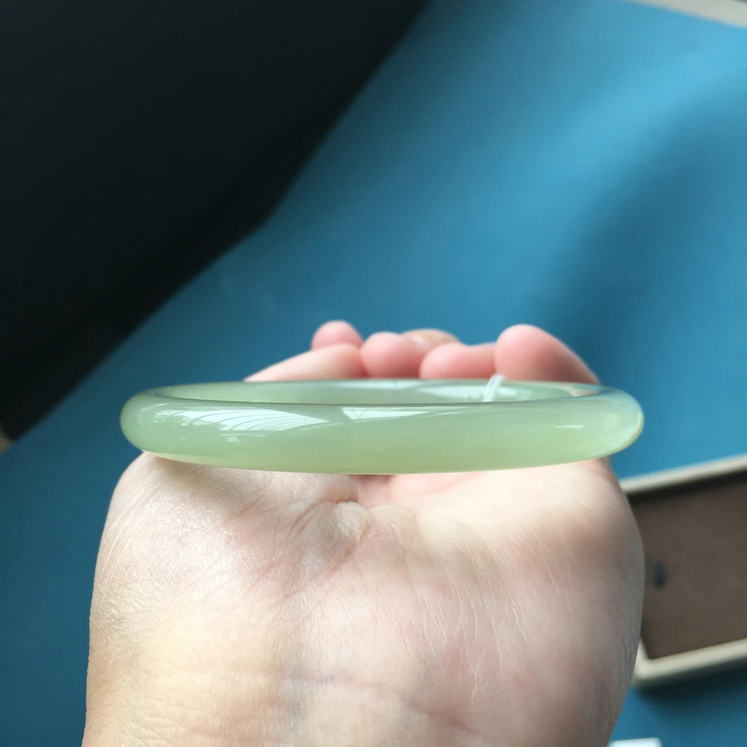 一对一过货 玉你同行 和田玉冰底料晴底色手镯圈口57mm编号：4591