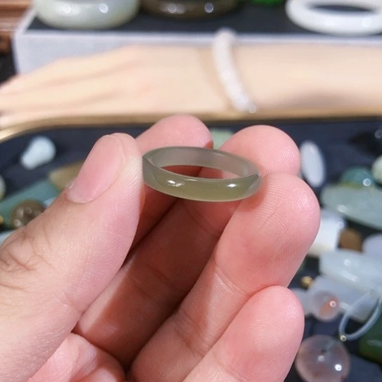 和田玉戒指未镶嵌