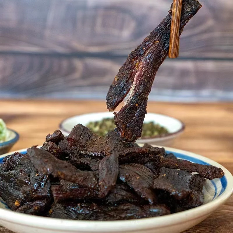 云南普洱特产炭烤小黄牛干巴80克开袋即食休闲下饭