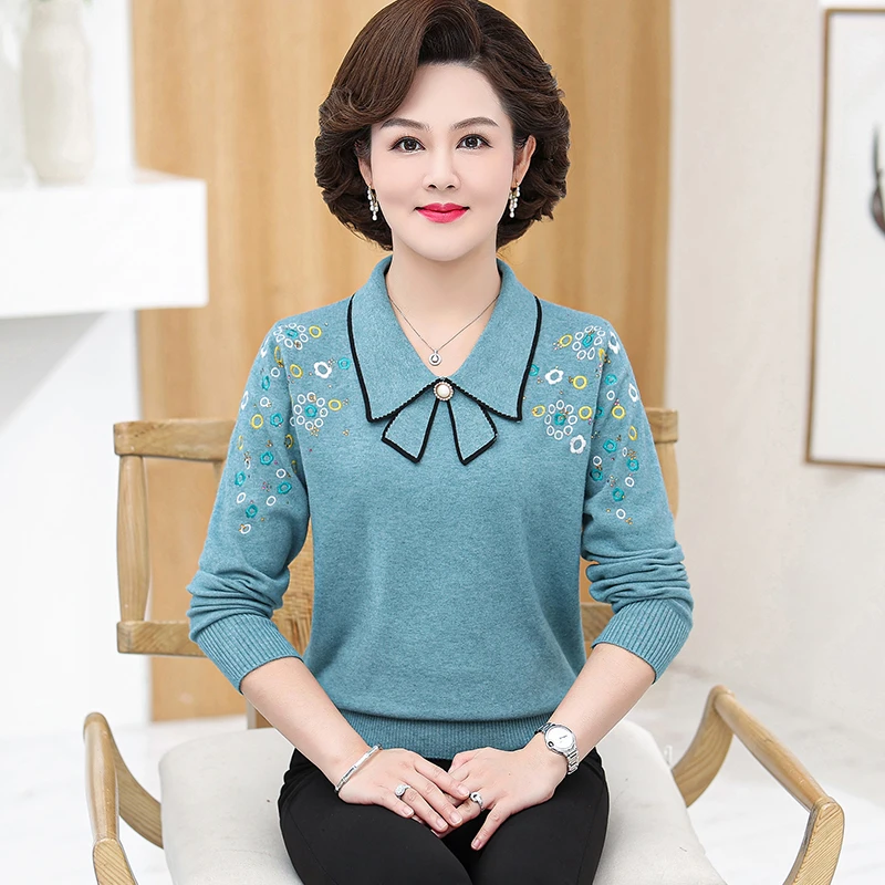 妈妈装秋冬款绣花翻领时尚洋气毛衣中老年妈妈装毛衣长袖打底衫女