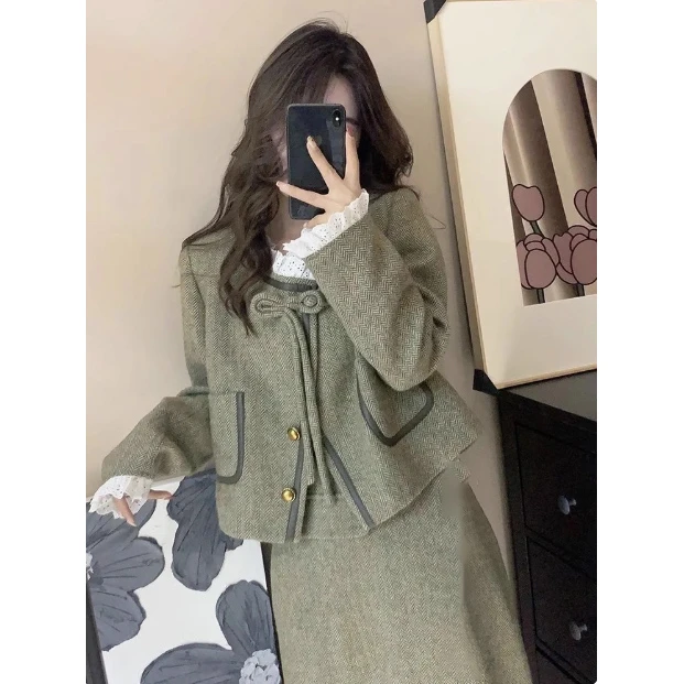 765秋冬新款小香风套装女2024冬季新款时尚气质墨绿色两件套装女