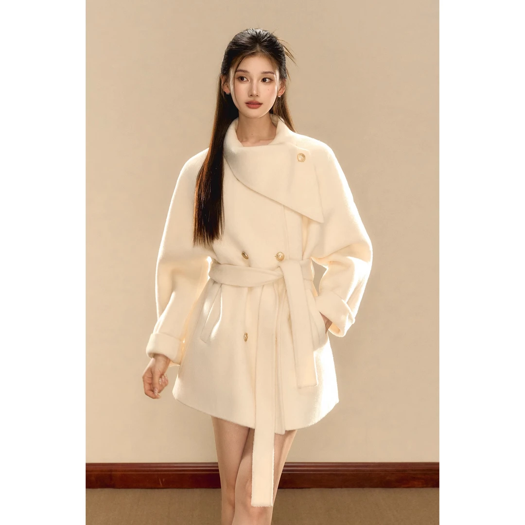 852冬季新款保暖外套女气质时尚2024新款纯色高级感细节感满满女