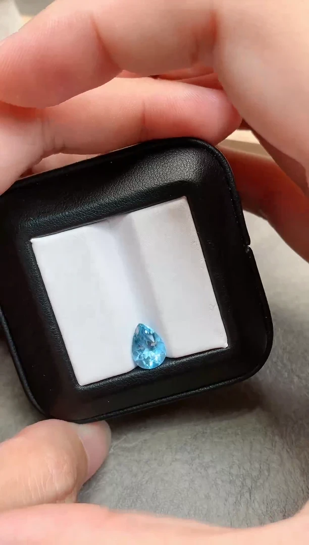 【闪购商品】海蓝宝石裸石未镶嵌2.02ct 圣玛利亚色水滴XG