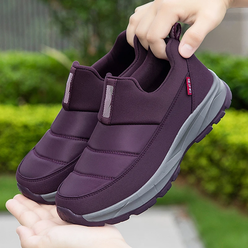 老人鞋女秋季新款妈妈鞋中老年舒适防滑中老年秋季防滑皮面运动鞋
