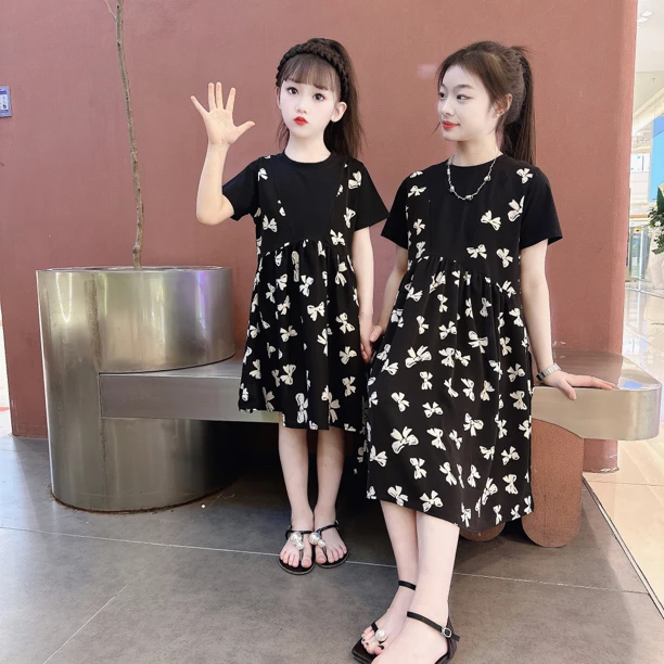女童夏季连衣裙2025新款女孩中大童宽松网红碎花拼接假两件连衣裙
