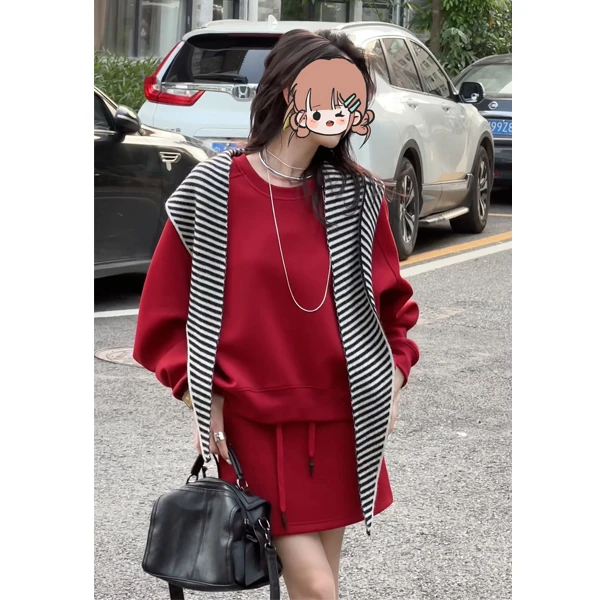 早秋穿搭韩风chic套装2024初秋新款女装圆领卫衣半裙时尚两件套
