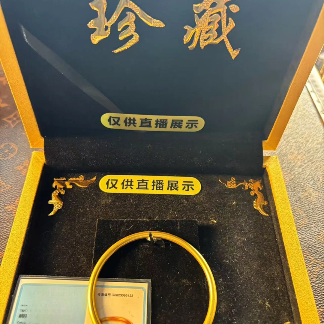 时尚精美礼盒-盒子-cz