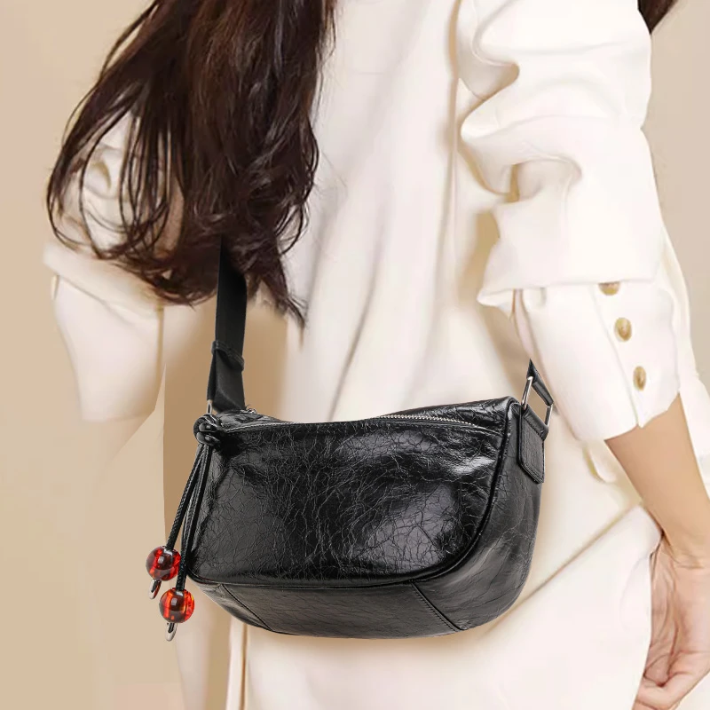 新款牛皮女士包包单肩包休闲百搭小包包网红洋气斜挎包简约ins