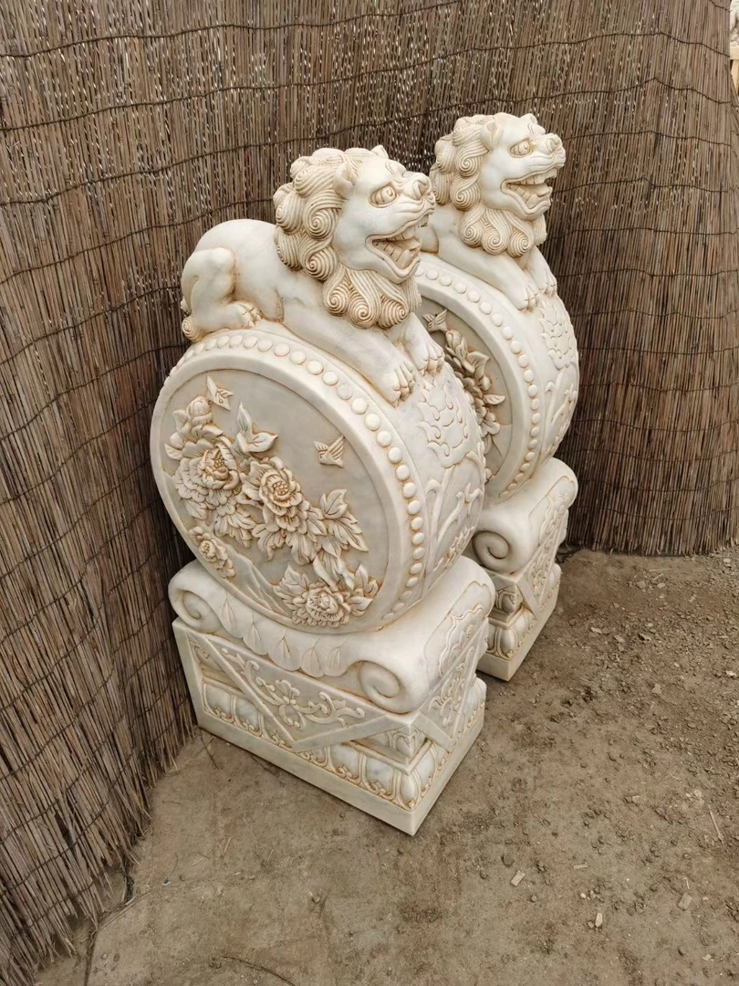 汉白玉高80厘米长度39厘米宽度23.5厘米包邮，偏远地区不包邮