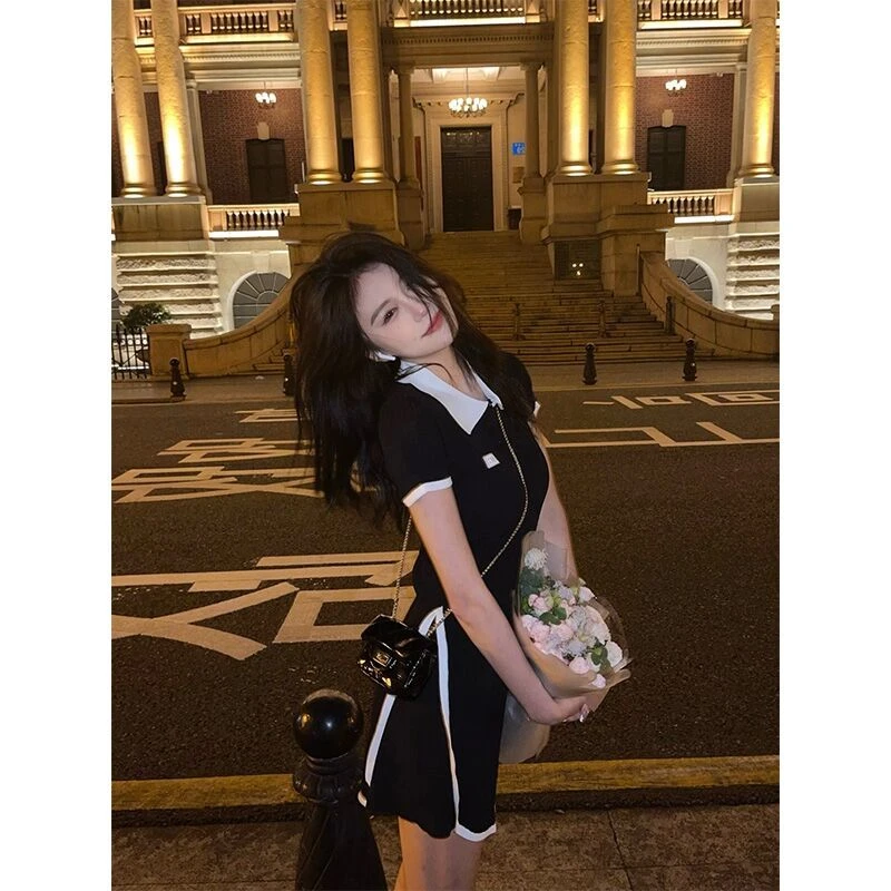 2133修身法式翻领针织连衣裙女2023早春气质显瘦小黑裙小个子裙子