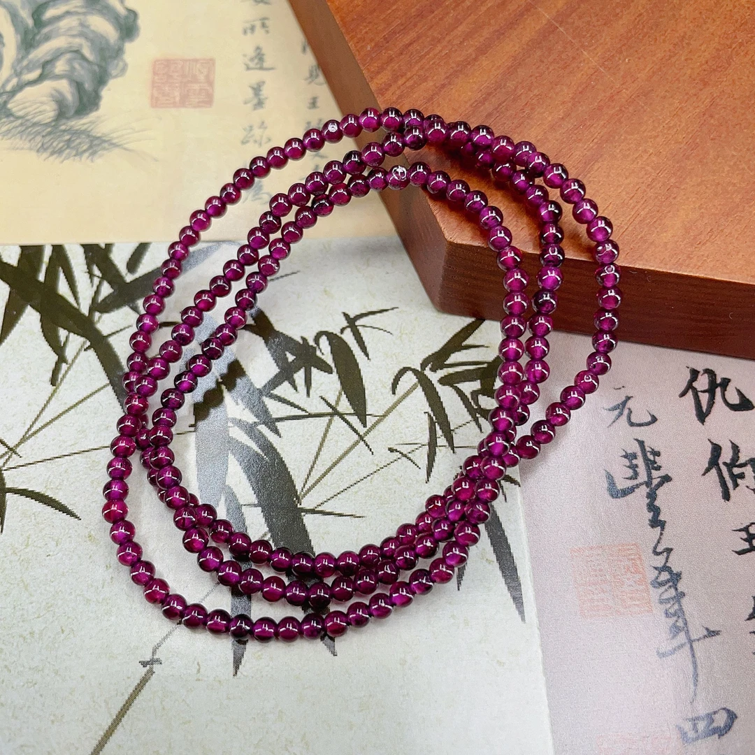 005紫牙乌3毫米手串两条（多圈）