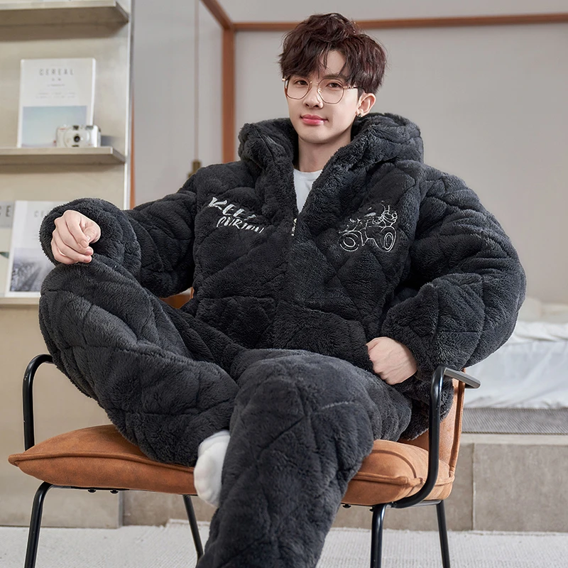 YUZHAOLIN/俞兆林珊瑚绒三层夹棉时尚洋气男士保暖睡衣青少年套装