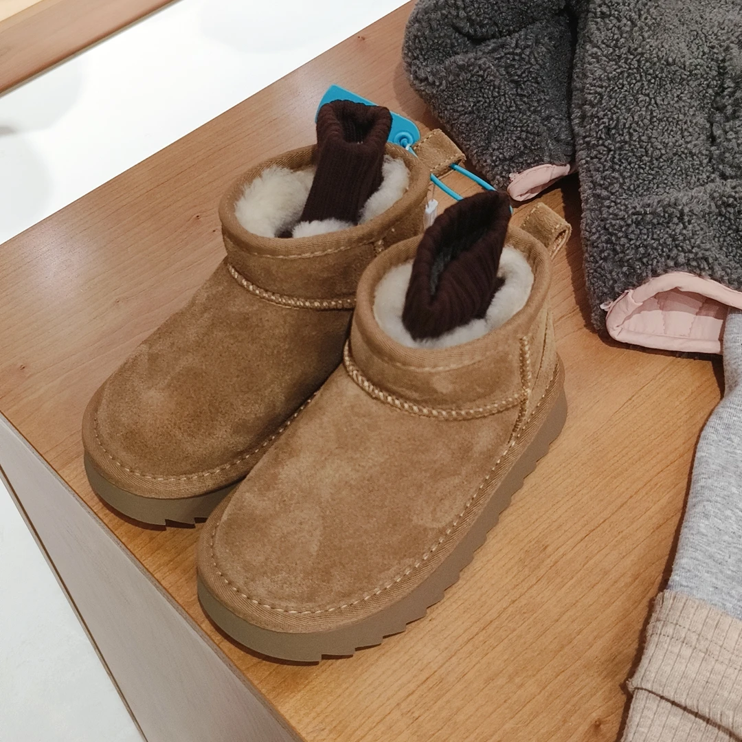 女童冬季加绒中帮雪地靴