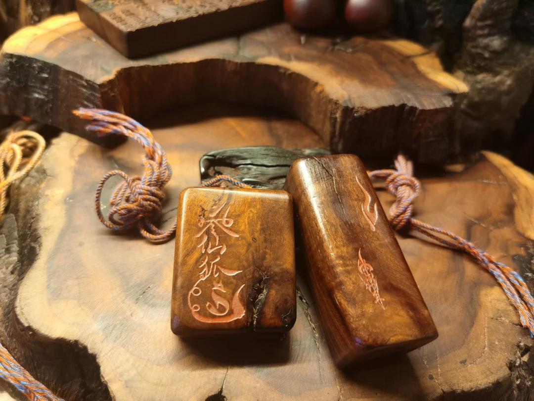 雷枣木九尾牌子吊坠