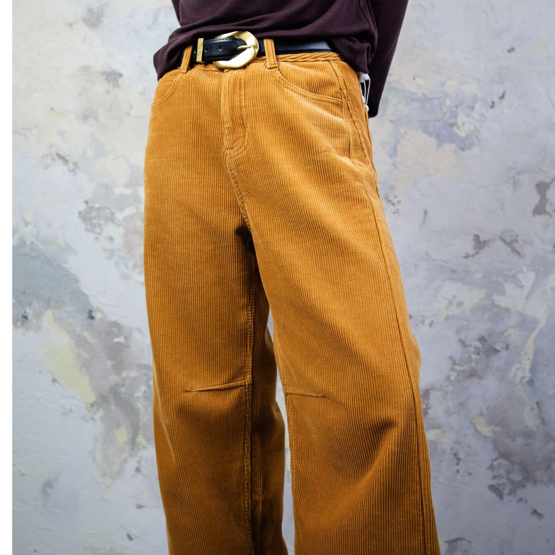 复古时尚显瘦灯芯绒直筒裤