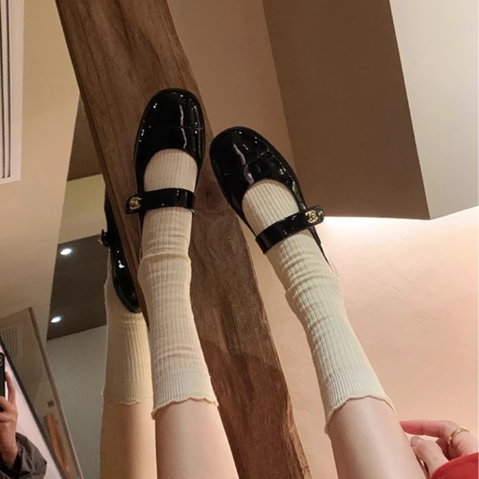 葡萄妈经典百搭圆头一字带粗跟玛丽珍单鞋小皮鞋女秋冬
