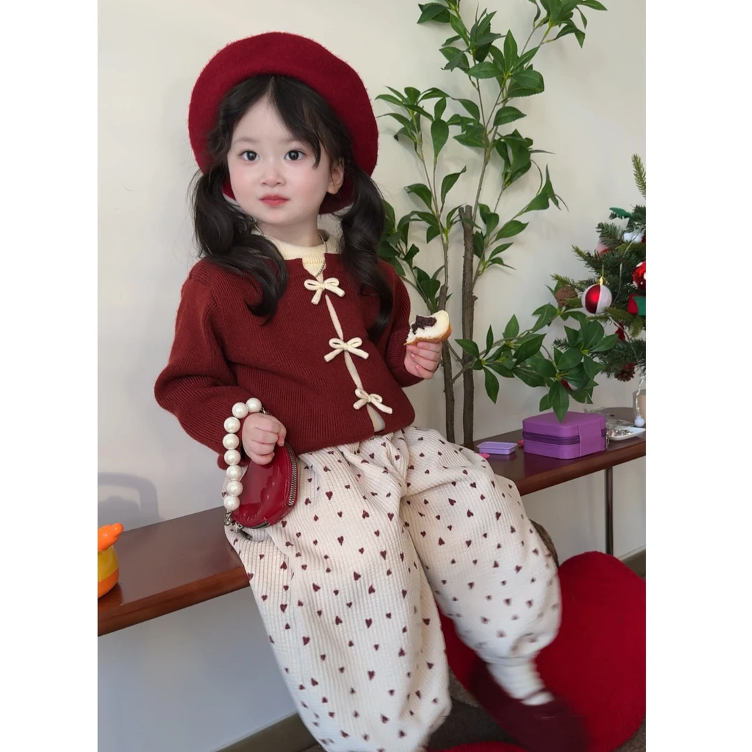 【波妞童装】女童秋冬新款红色蝴蝶结毛衣宝宝爱心加绒裤时髦套装