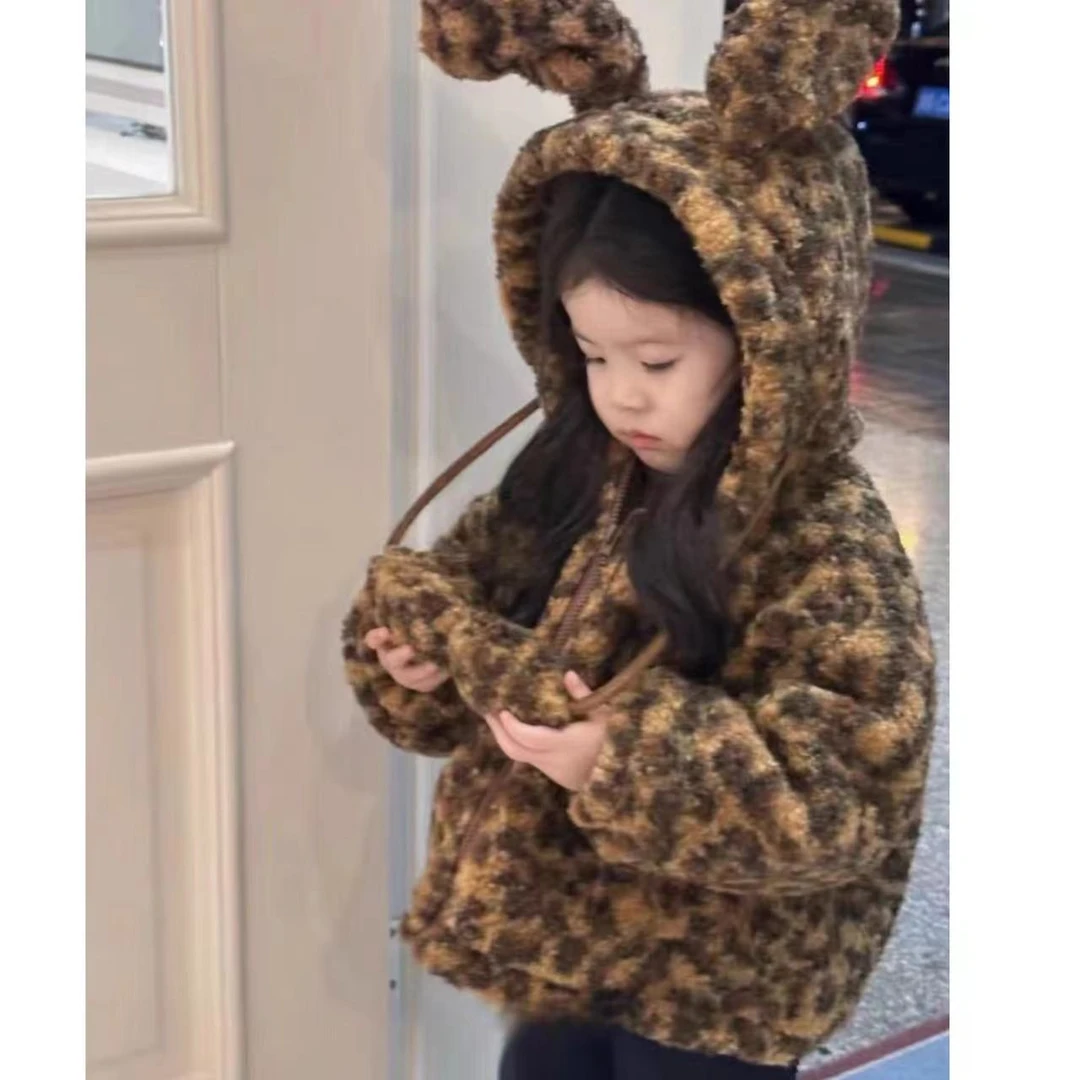 童装小女孩洋气时髦豹纹外套2024秋冬女童甜酷可爱羊羔绒保暖棉袄