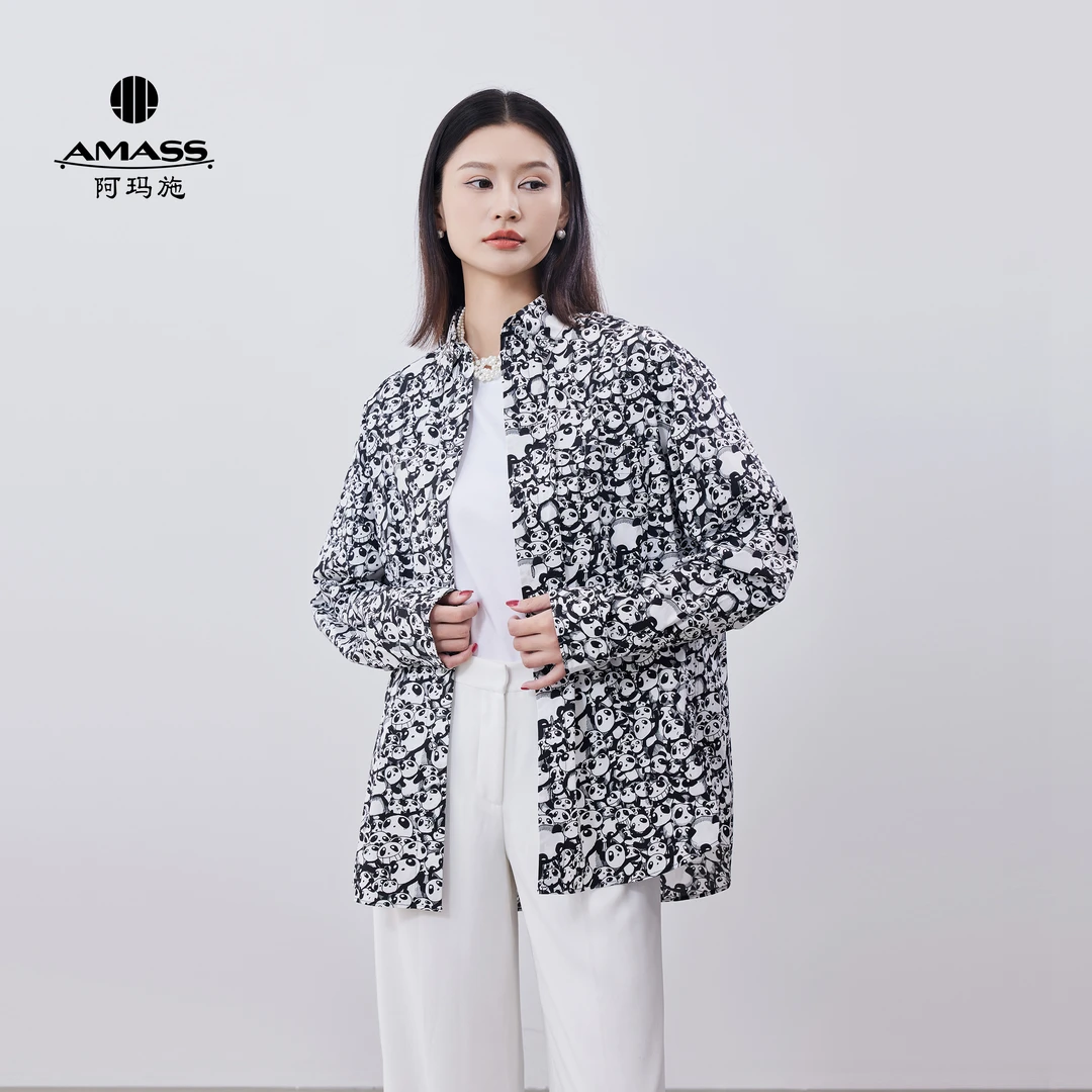 AMASS/阿玛施时尚休闲宽松黑白满印熊猫中长款衬衫5300911-2A2301