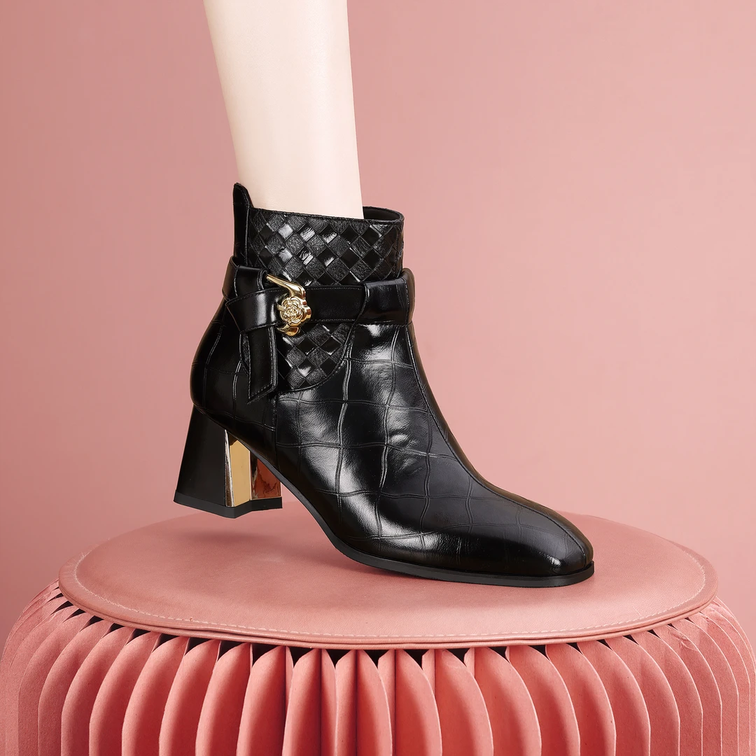 梵芮诗2024年秋冬新款时尚轻奢黑色加绒气质粗跟时装短靴-H1122