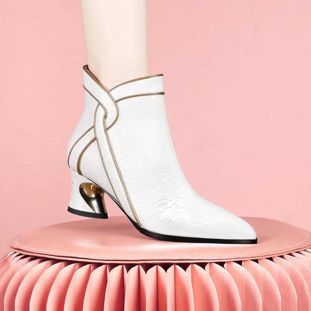 梵芮诗秋冬尖头纯色金边时尚花卉气质绒里百搭粗跟女短靴-J0359